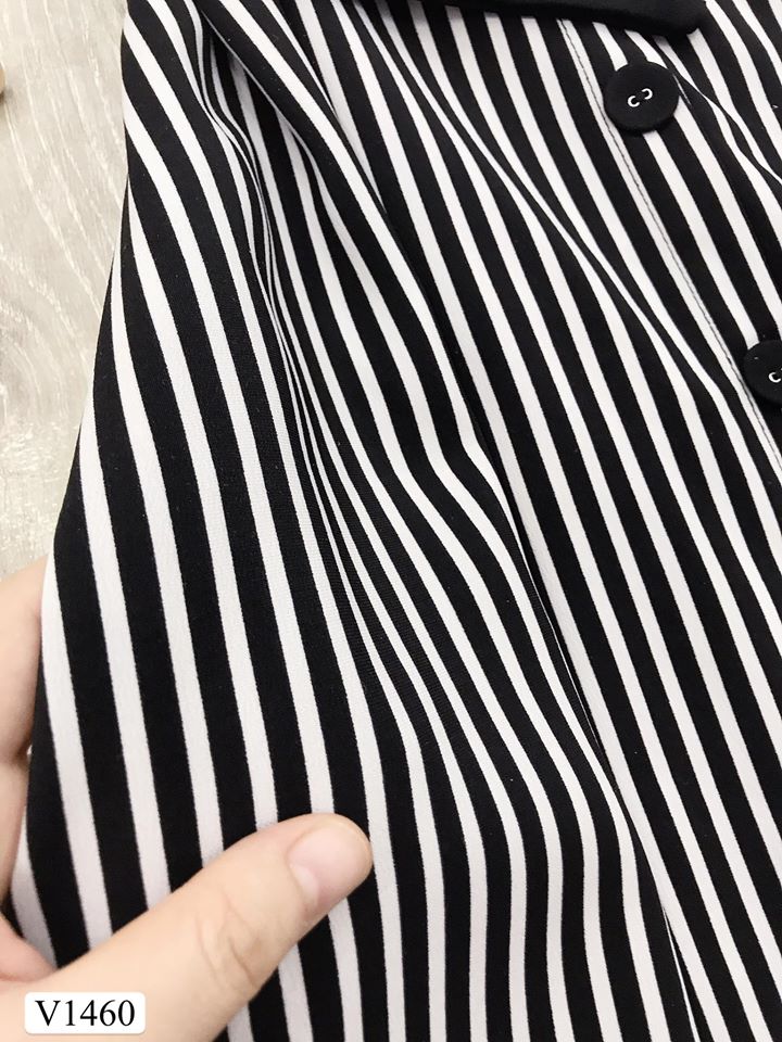 black-and-white-striped-dresses-with-black-belt-v1460-6